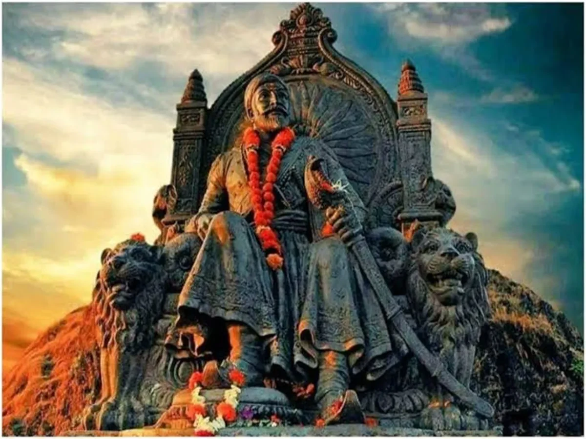Shivaji Maharaj statue 2024