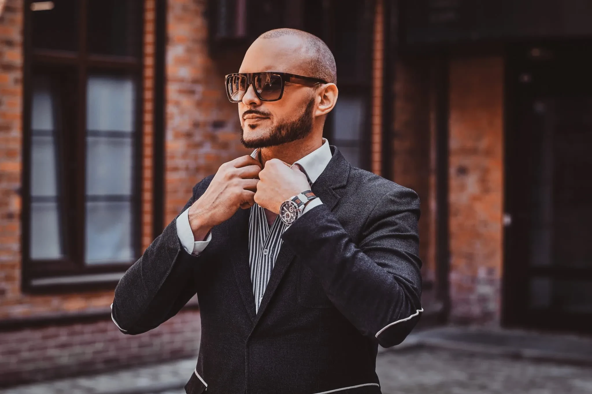 img/1937_mean-beard-styles-a-manly-guide-to-facial-hair.webp