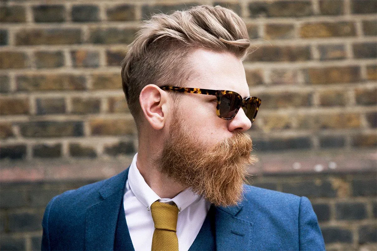 img/2001_short-80s-beard-styles-a-retro-look-for-2024.webp