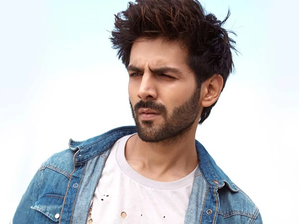 img/2013_rockin-the-bald-head-and-beard-combo-a-guide-to-indian-beard-styles.webp