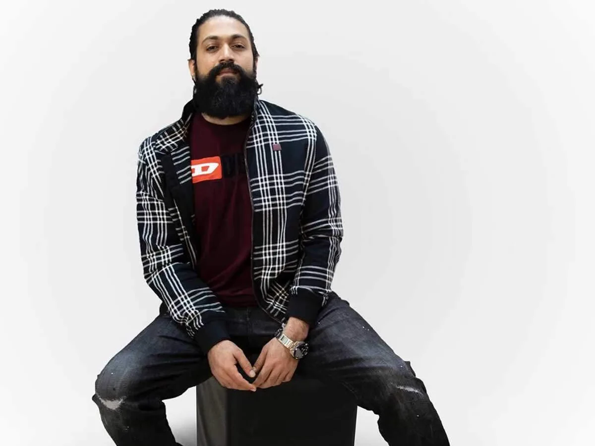 img/2019_rocking-the-kgf-beard-style-in-2024.webp