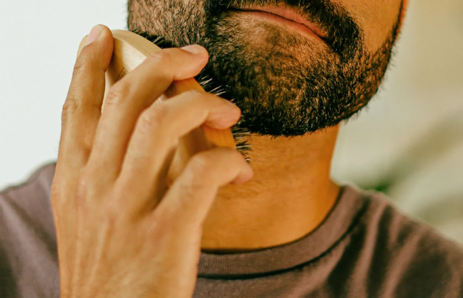 img/2036_rocking-the-thin-beard-look-in-2024.webp