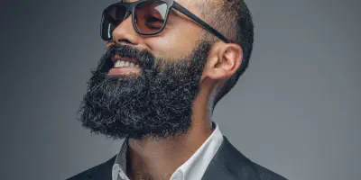 img/2069_shaved-head-beard-styles-that-totally-rock.webp