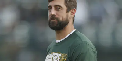 img/2104_aaron-rodgers-beard-a-grooming-guide-for-the-ages.webp