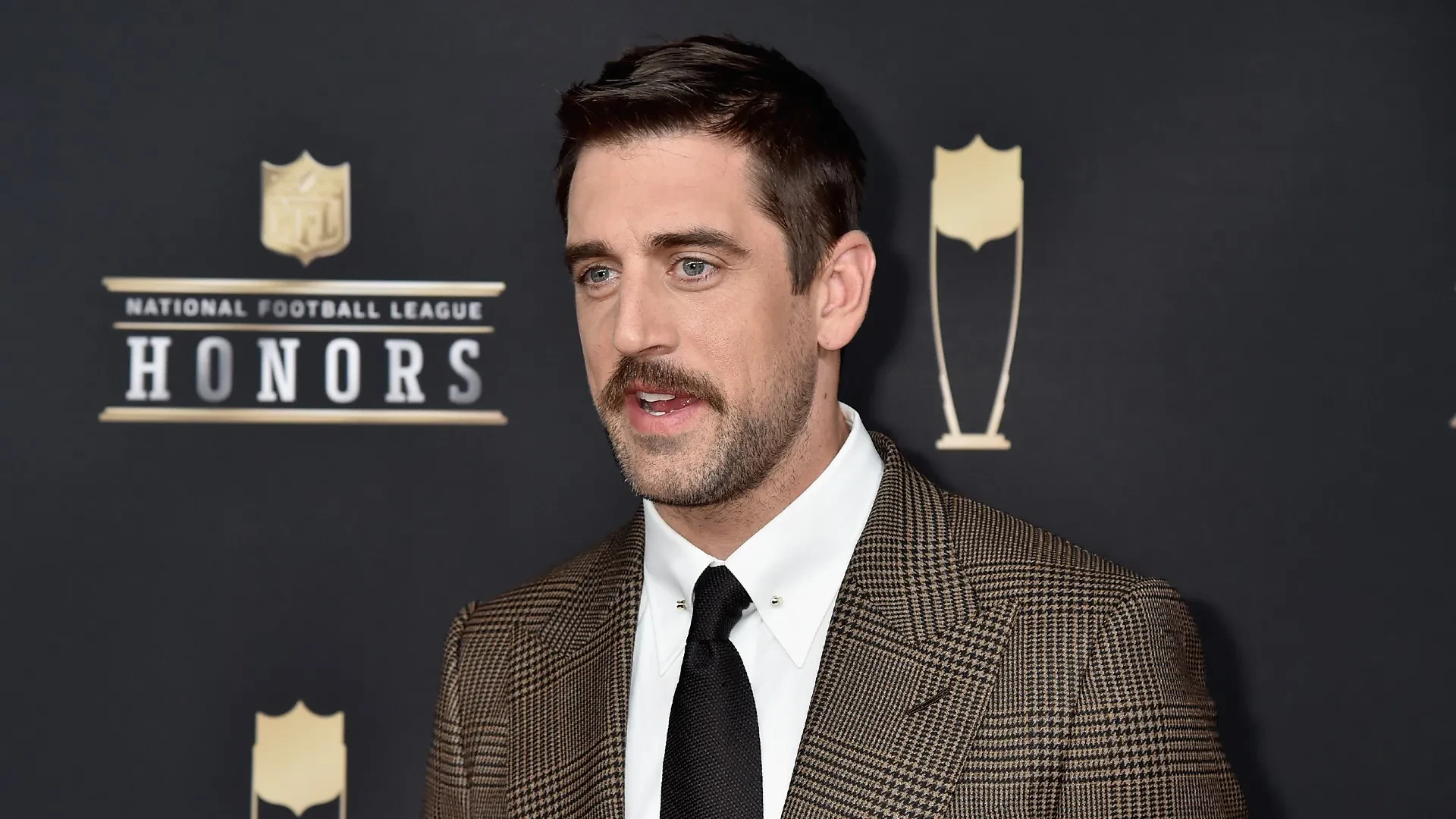 Aaron Rodgers early career beard