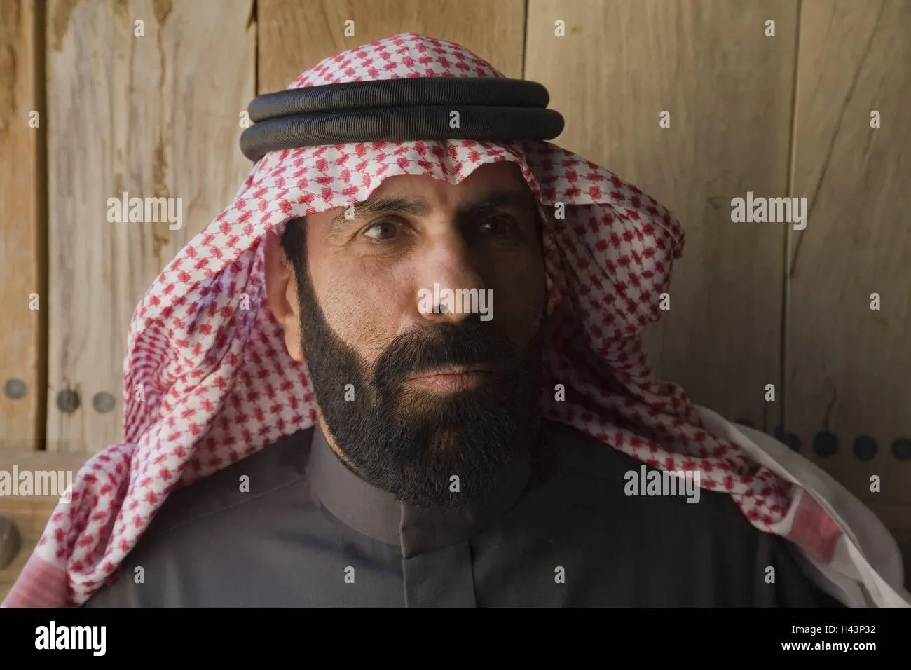 full Saudi beard 2024