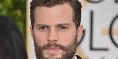 img/2078_finding-the-perfect-beard-style-for-your-heart-shaped-face.webp