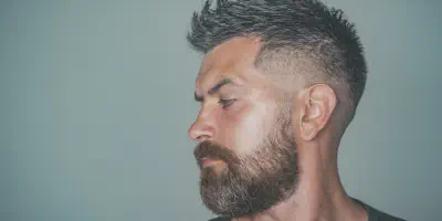img/1930_thin-beard-styles-a-guide-to-rocking-your-facial-hair.webp
